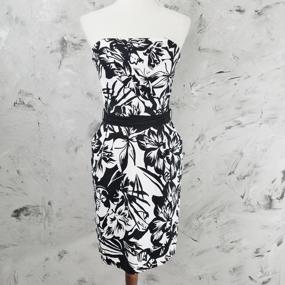 White House Black Market Dresses & Skirts - WHBM  Black & White Strapless Cocktail Dress